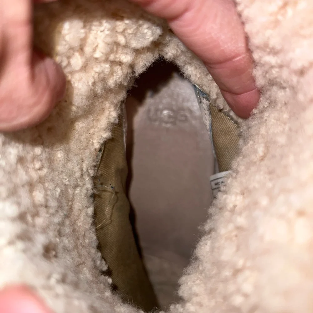 UGG Women's Brown Lynnea Shearling Mules - Picture 7 of 7